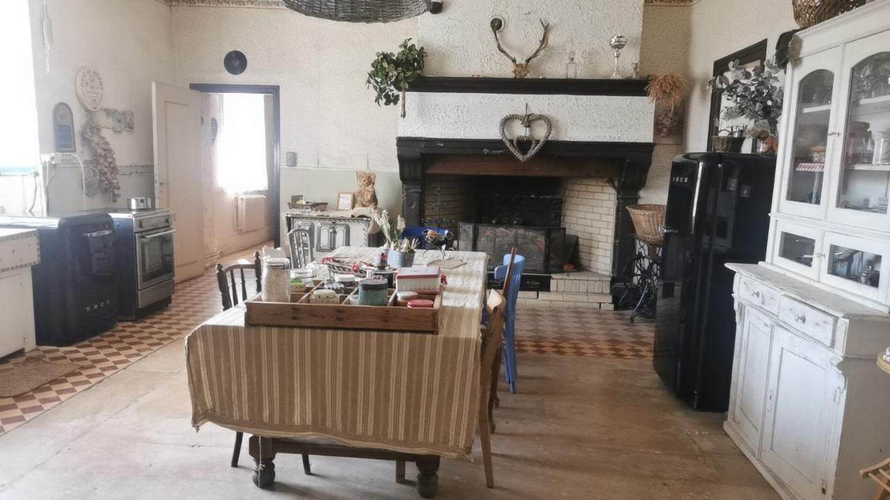 B&B A la Ferme d'Ourches Cerville Exterior foto